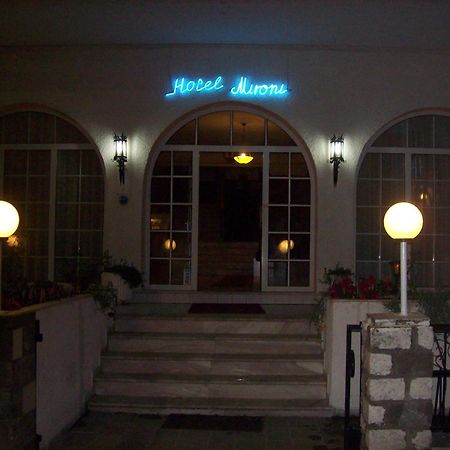 Mironi & Victoria Hotel Limenas  Exterior photo