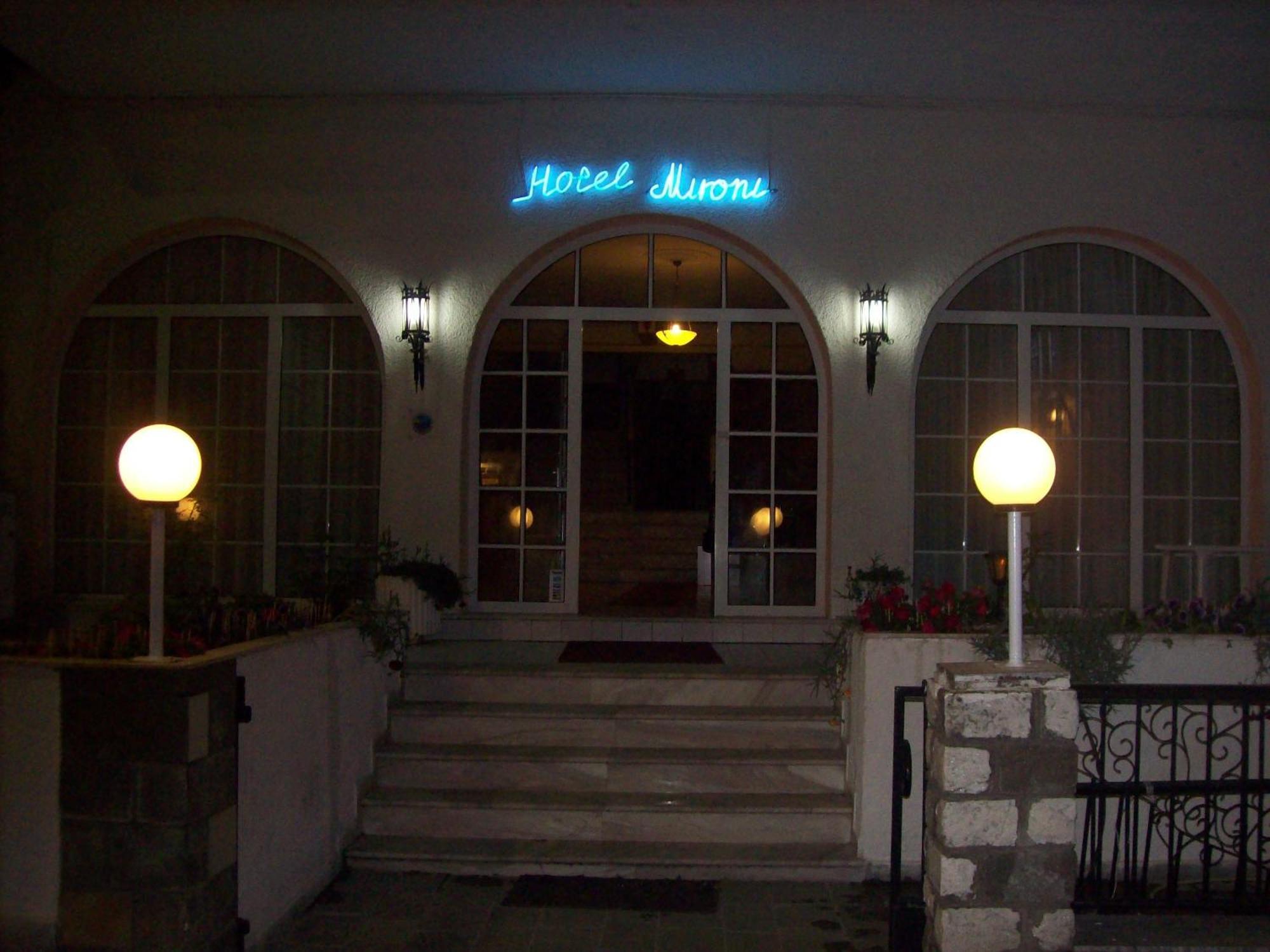 Mironi & Victoria Hotel Limenas  Exterior photo